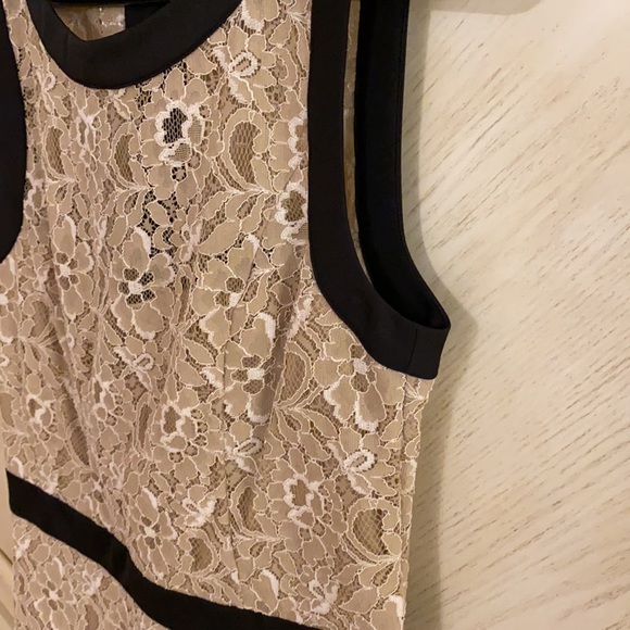 BCBG Paris MADDY mini Nude lace dress. New with tags. No flaws size 4 - Picture 6 of 9